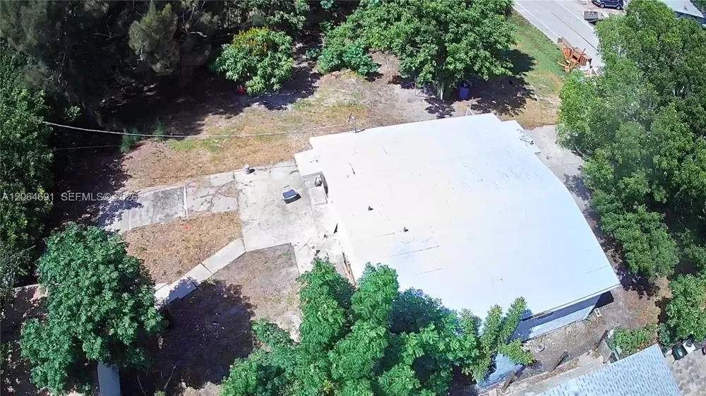 5442 Fourth Ave Fort Myers, FL 33907