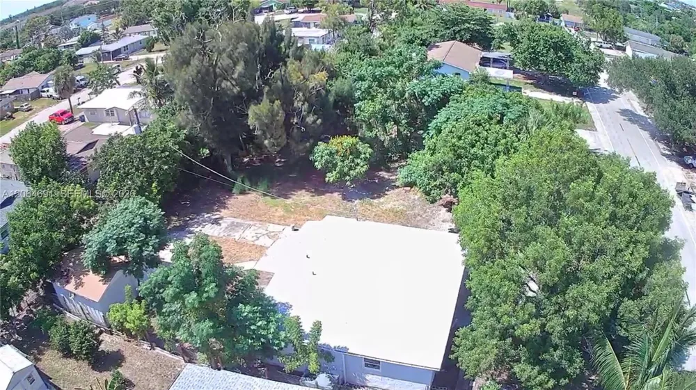 5442 Fourth Ave Fort Myers, FL 33907