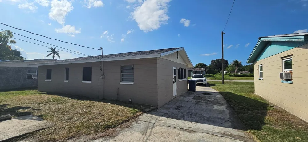 1126 FLORIDA AVENUE Clewiston, FL 33440