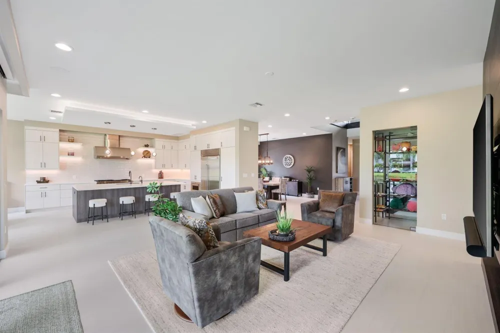 17092 Five Waters Avenue Boca Raton, FL 33496
