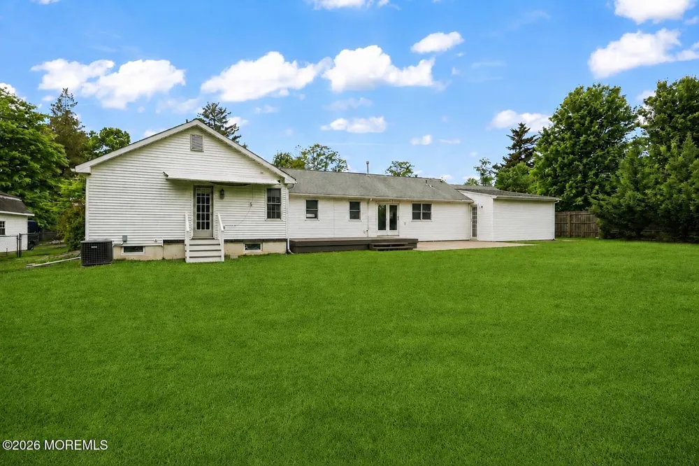 28 Riverview Drive Tinton Falls, NJ 07724