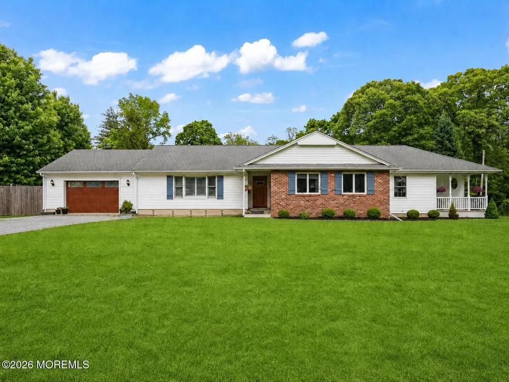 28 Riverview Drive Tinton Falls, NJ 07724