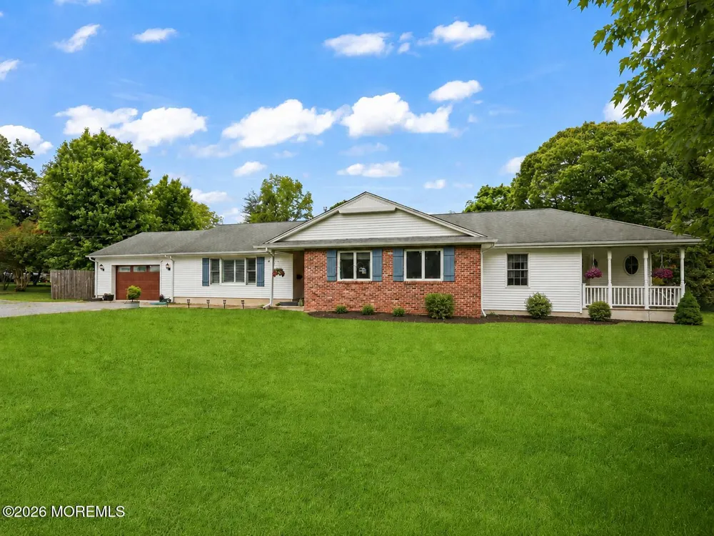 28 Riverview Drive Tinton Falls, NJ 07724