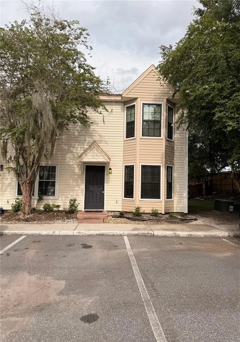 2302 MAKI ROAD #40 Plant City, FL 33563