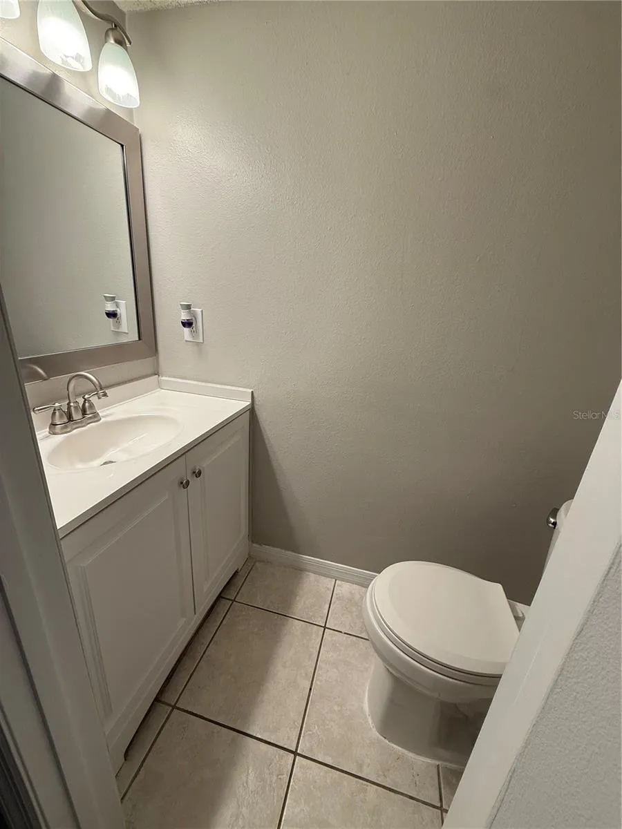 2302 MAKI ROAD #40 Plant City, FL 33563