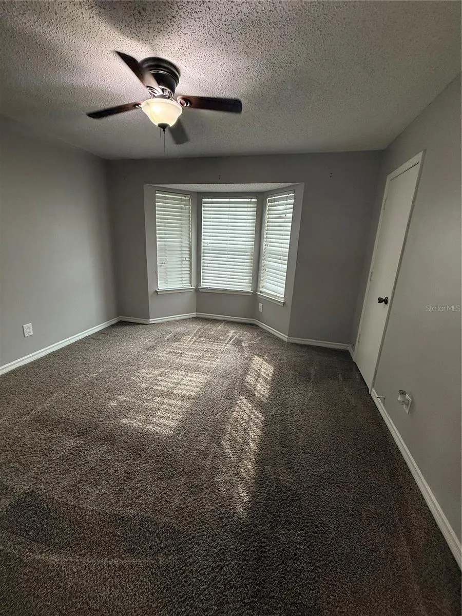 2302 MAKI ROAD #40 Plant City, FL 33563