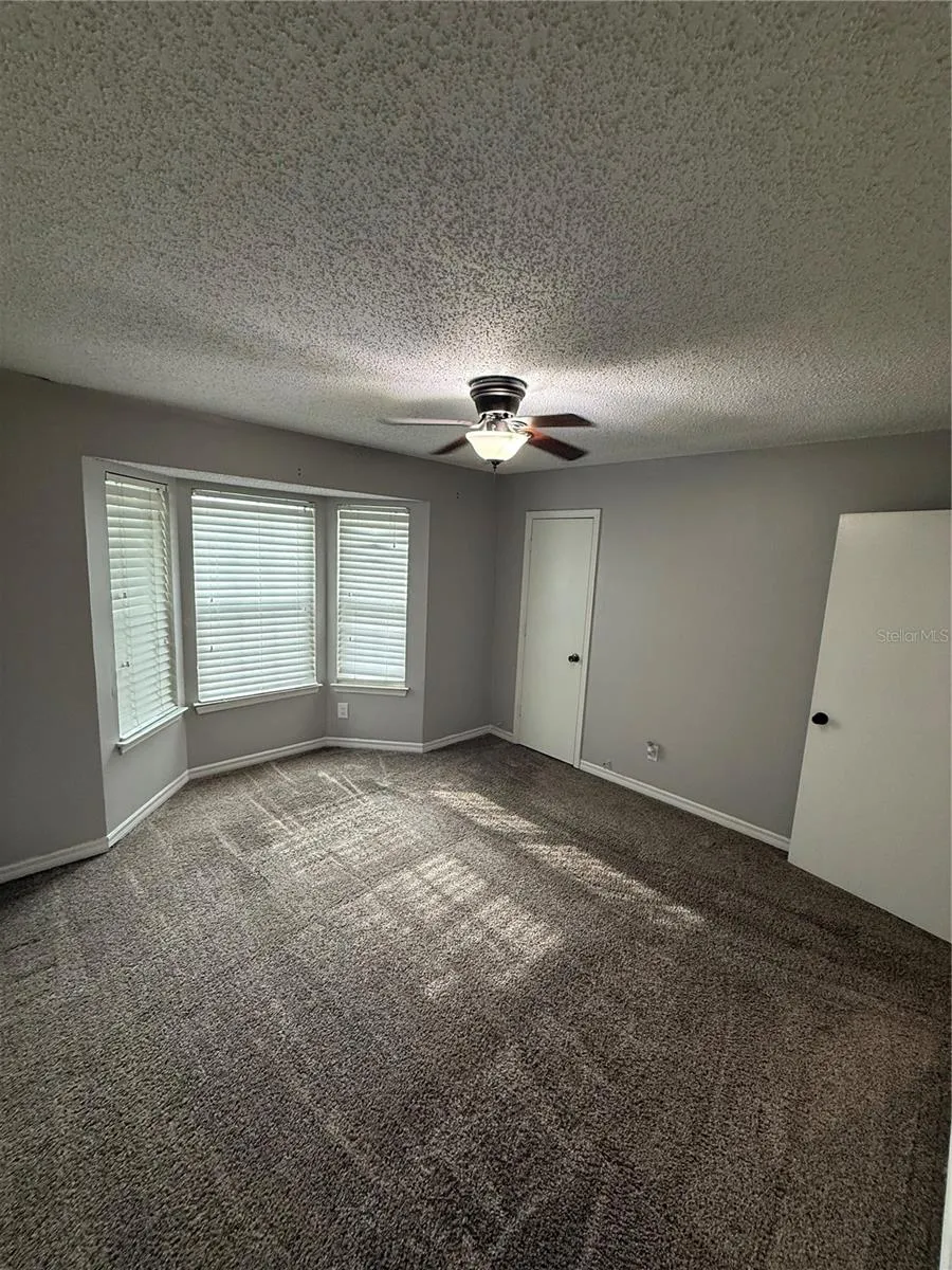 2302 MAKI ROAD #40 Plant City, FL 33563