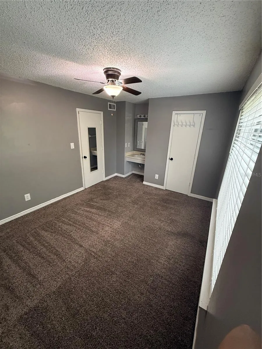2302 MAKI ROAD #40 Plant City, FL 33563