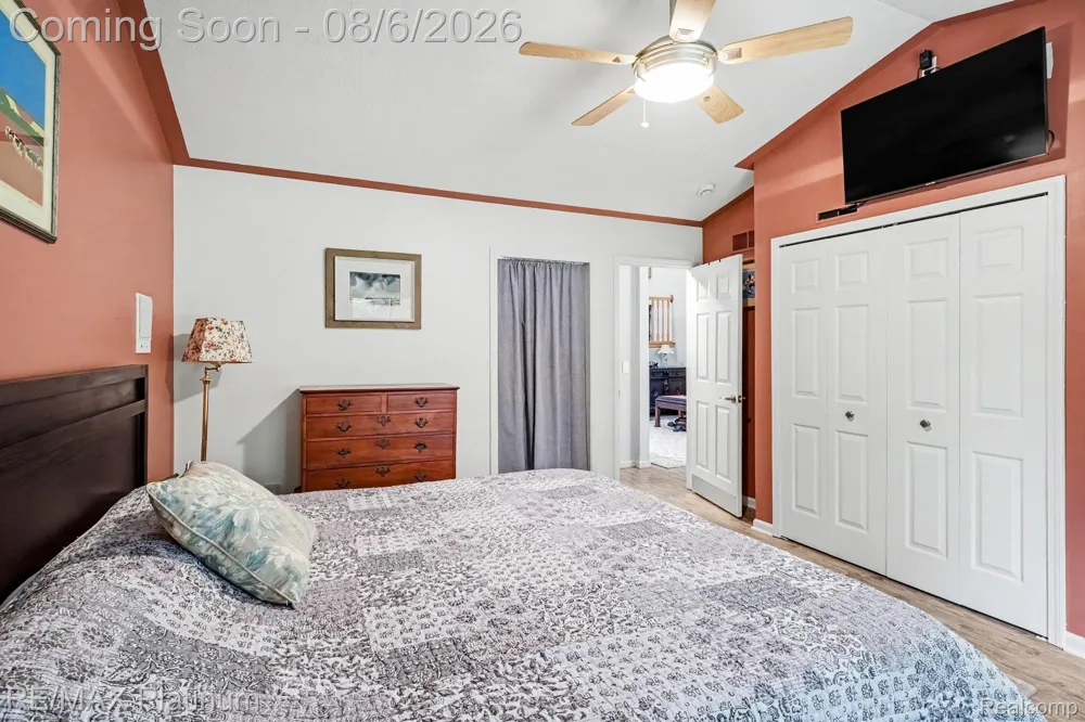 10404 FAWN RIDGE TRAIL Hartland Township, MI 48353