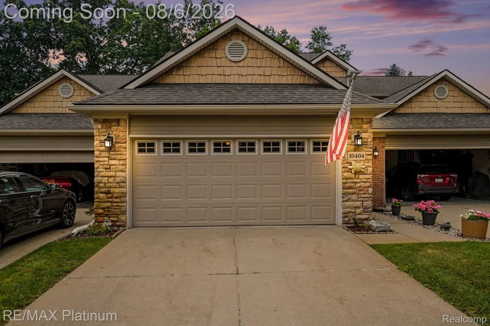 10404 FAWN RIDGE TRAIL Hartland Township, MI 48353