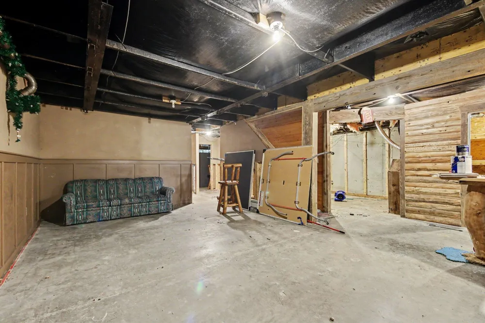6266 E Hungerford Lake Drive Norwich Township, MI 49307