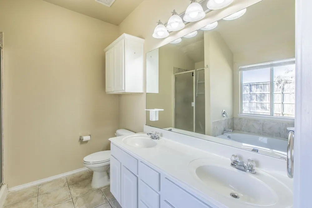 6717 Dream Dust Drive North Richland Hills, TX 76180