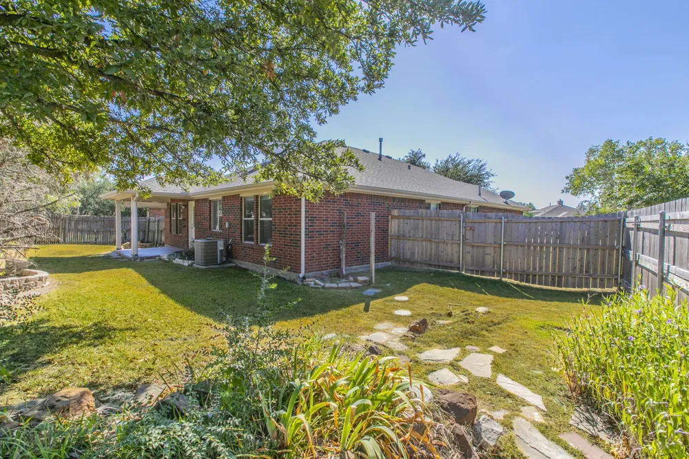 6717 Dream Dust Drive North Richland Hills, TX 76180