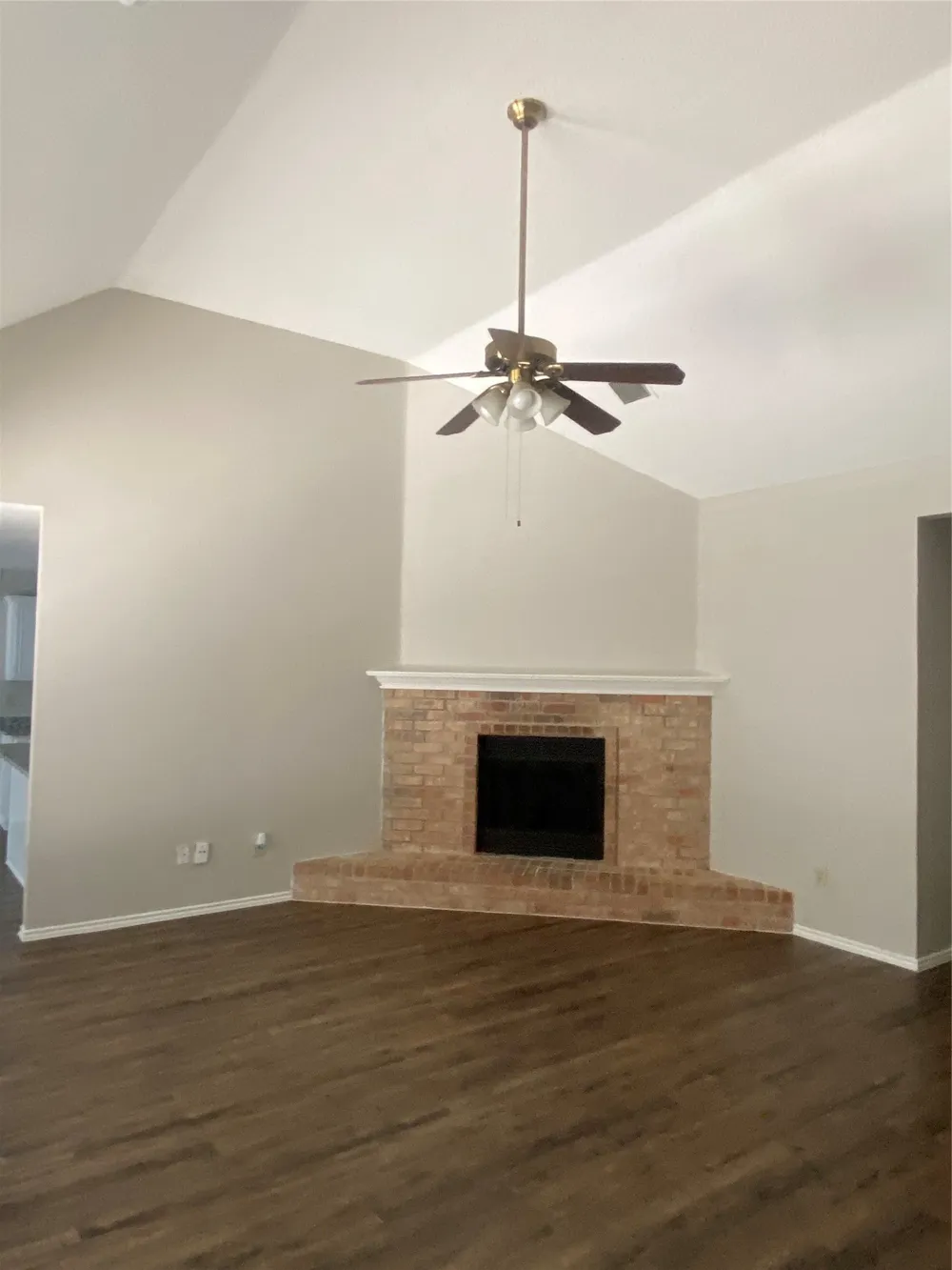 825 Springfield Drive Cedar Hill, TX 75104