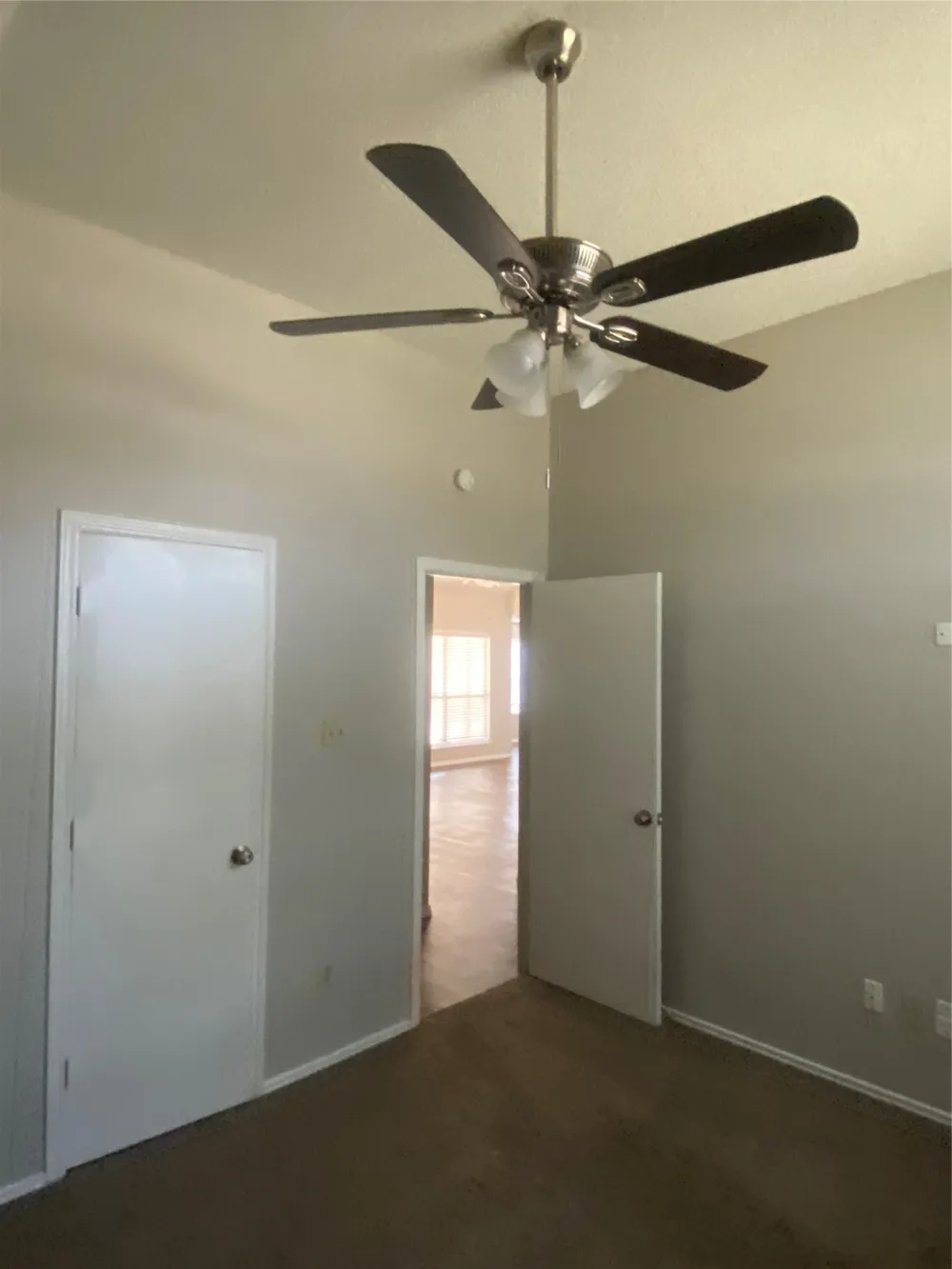 825 Springfield Drive Cedar Hill, TX 75104