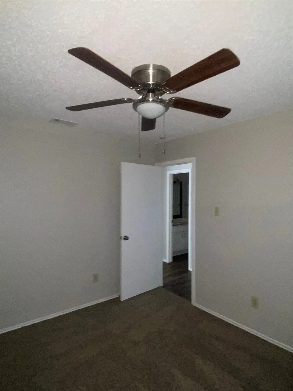 825 Springfield Drive Cedar Hill, TX 75104