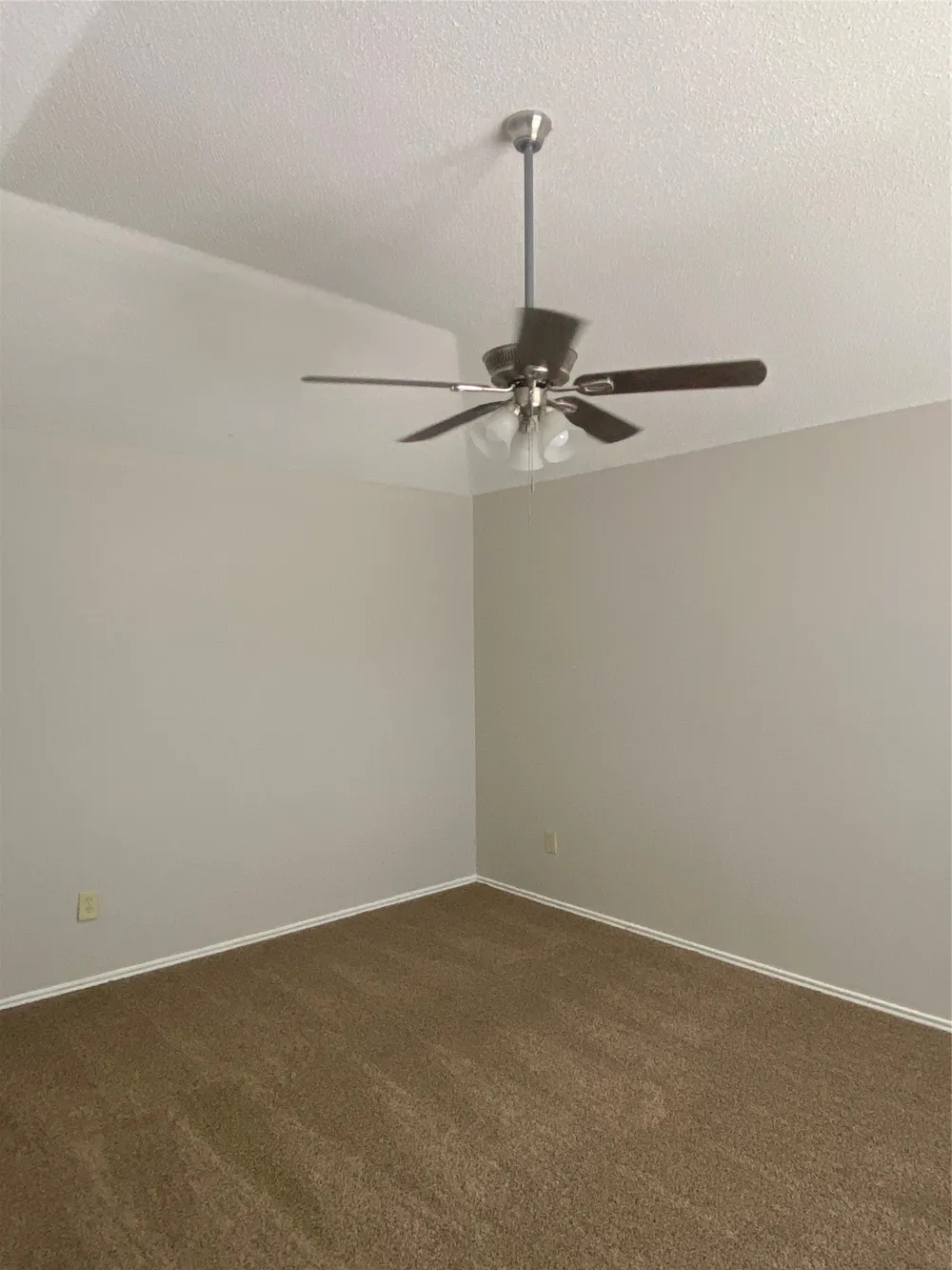 825 Springfield Drive Cedar Hill, TX 75104