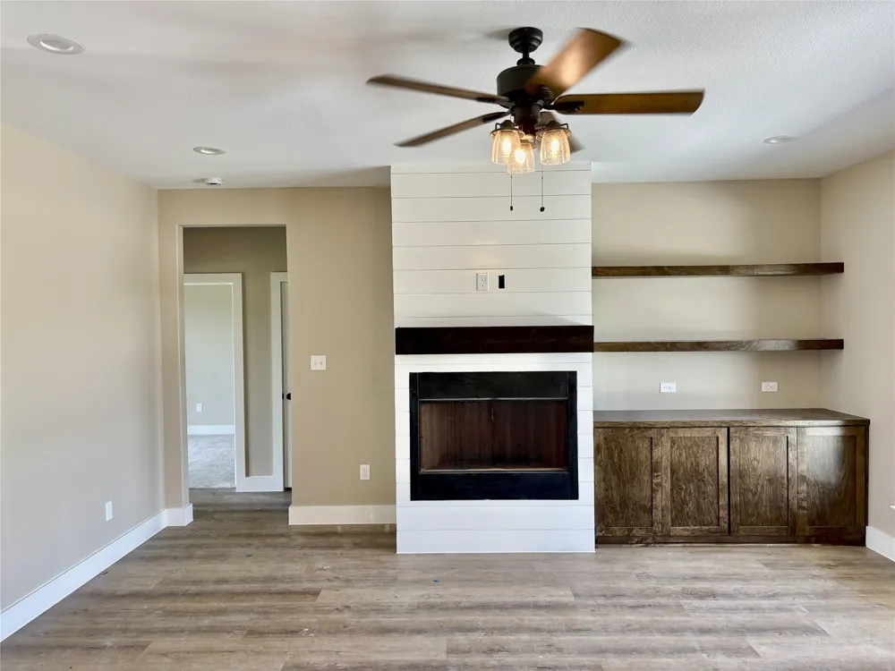 1026 CR 1610 Lone Oak, TX 75453