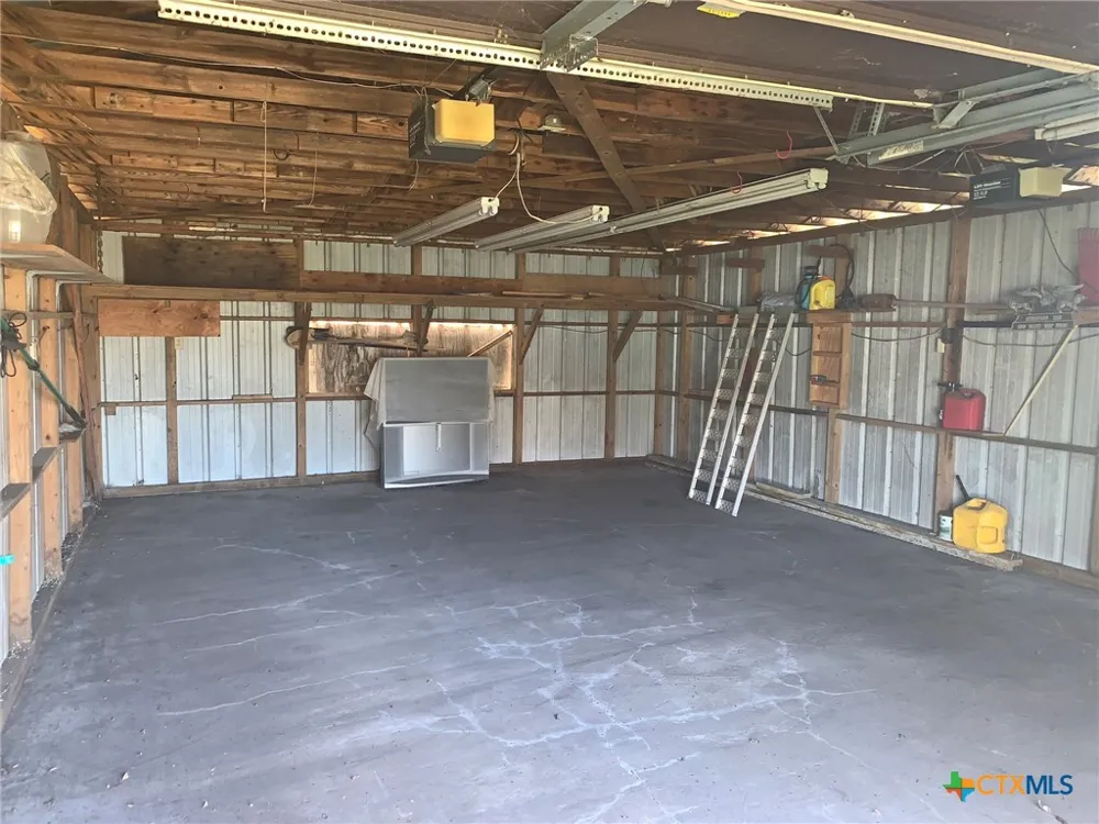 10704 State Highway 185 Victoria, TX 77905