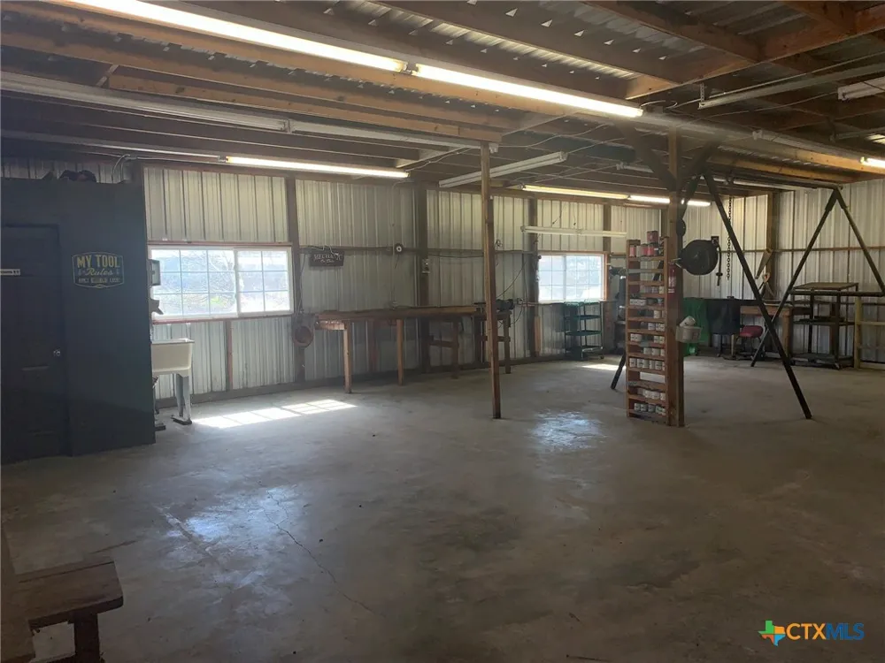 10704 State Highway 185 Victoria, TX 77905