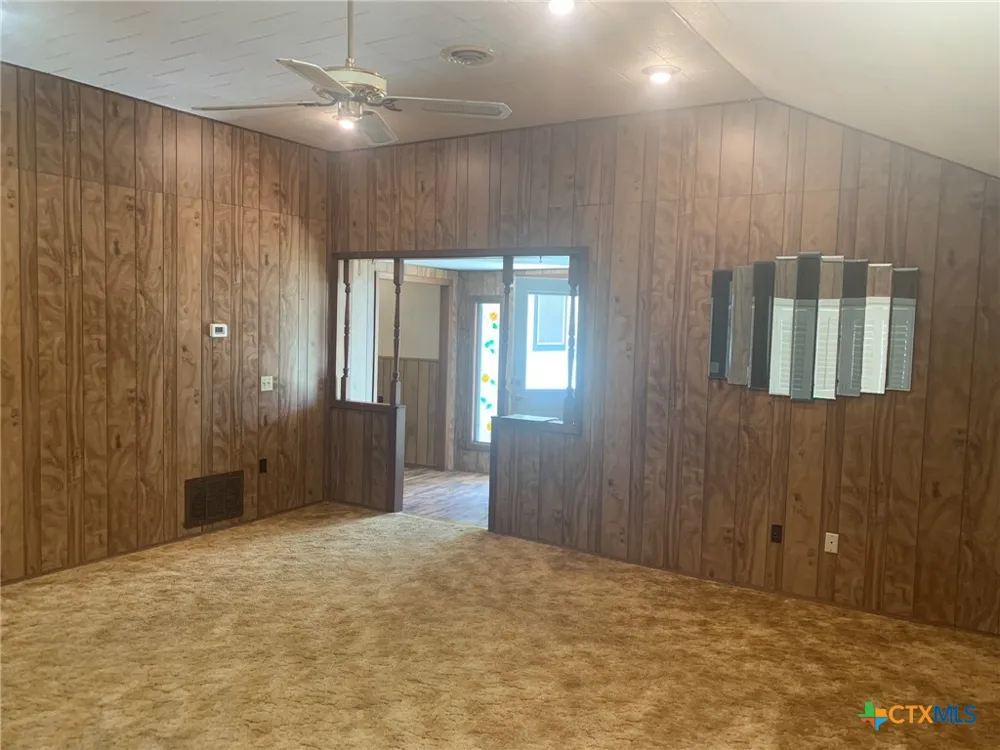 10704 State Highway 185 Victoria, TX 77905