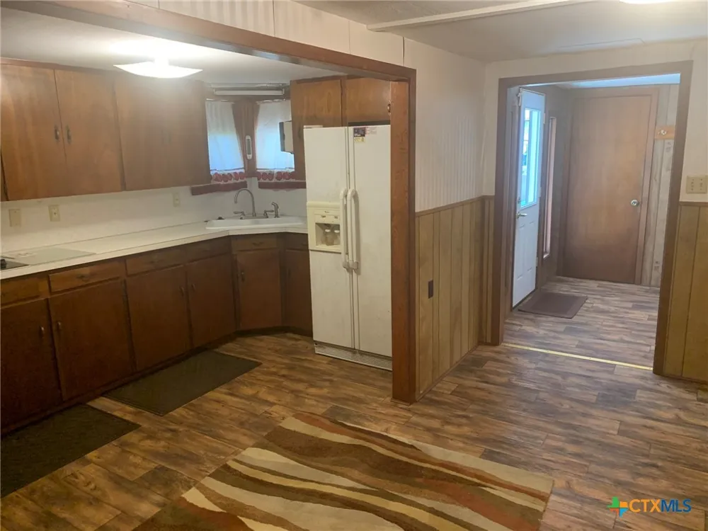 10704 State Highway 185 Victoria, TX 77905