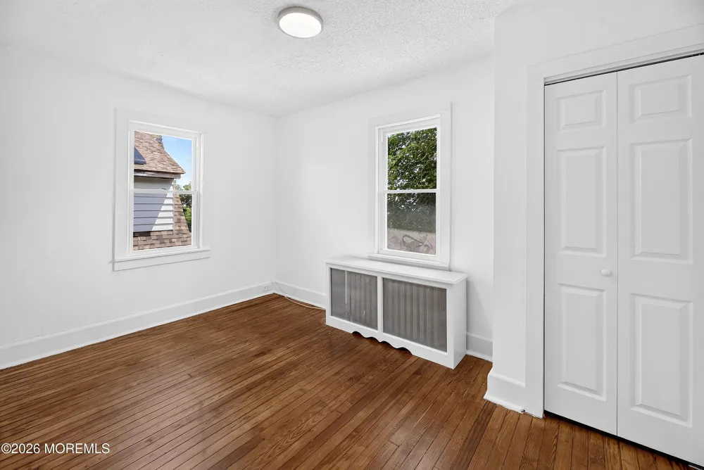 22 Grant Street Riverside, NJ 08075