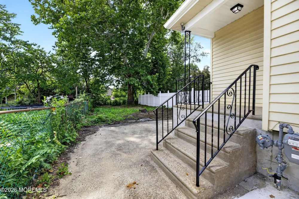 22 Grant Street Riverside, NJ 08075