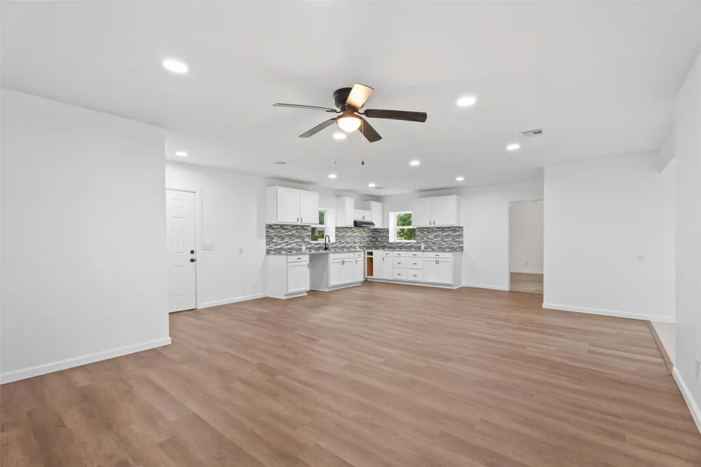 206 S Shawnee Avenue Dewey, OK 74029