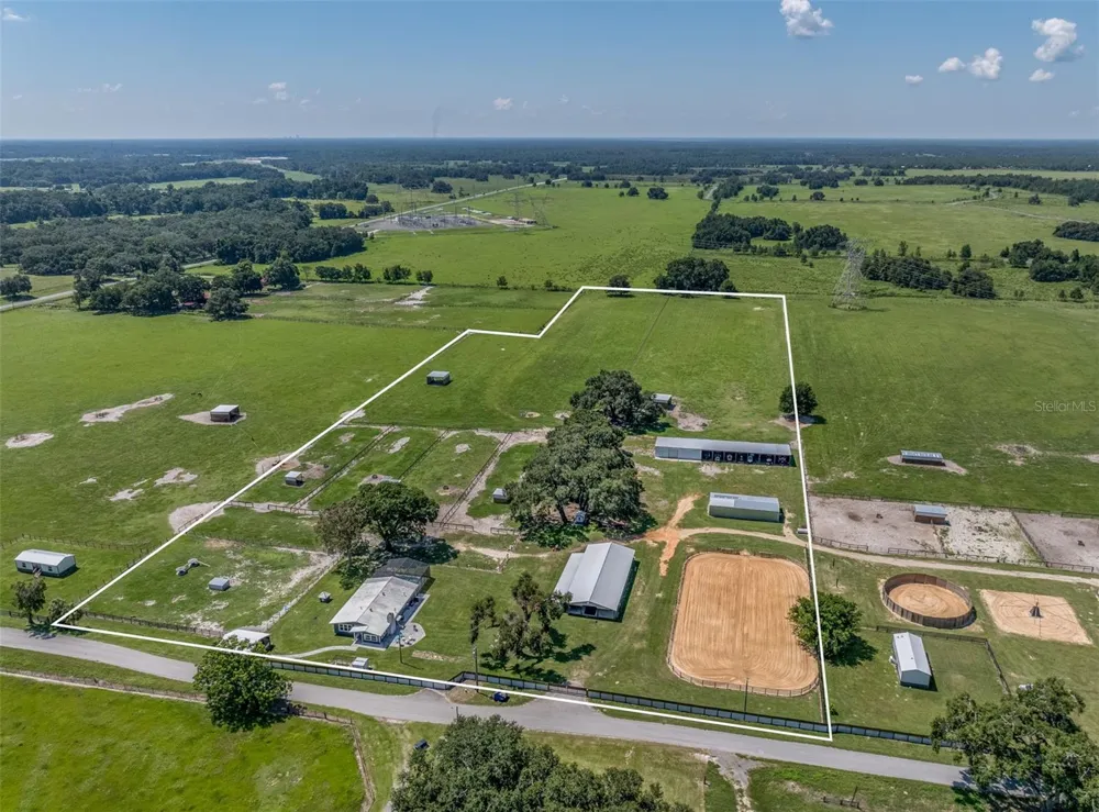 1231 102ND BLVD A Wildwood, FL 34785