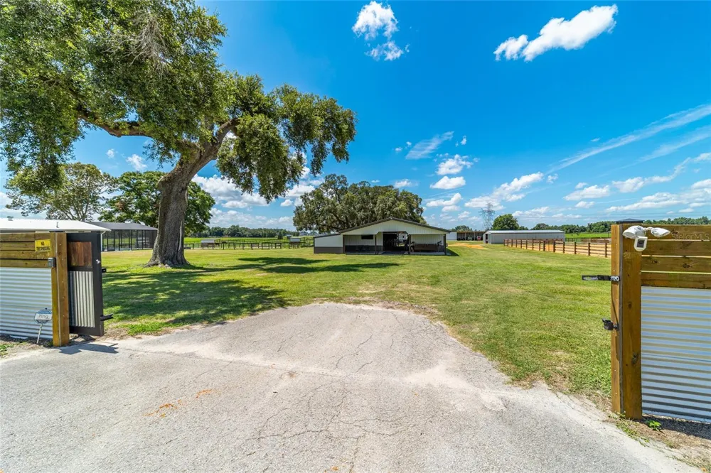 1231 102ND BLVD A Wildwood, FL 34785