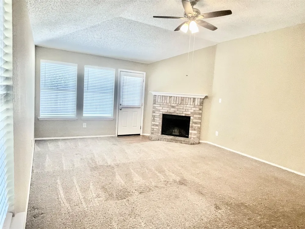 1308 Wenatchee Drive Krum, TX 76249