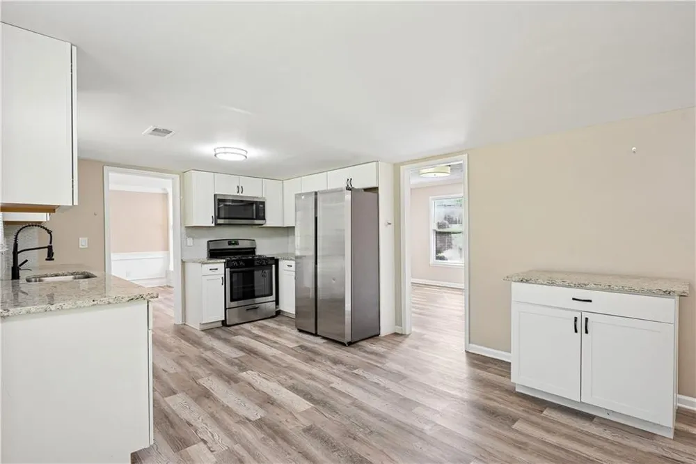 120 Birch Court Fayetteville, GA 30214