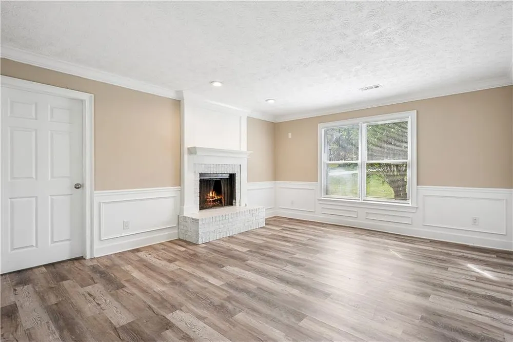120 Birch Court Fayetteville, GA 30214