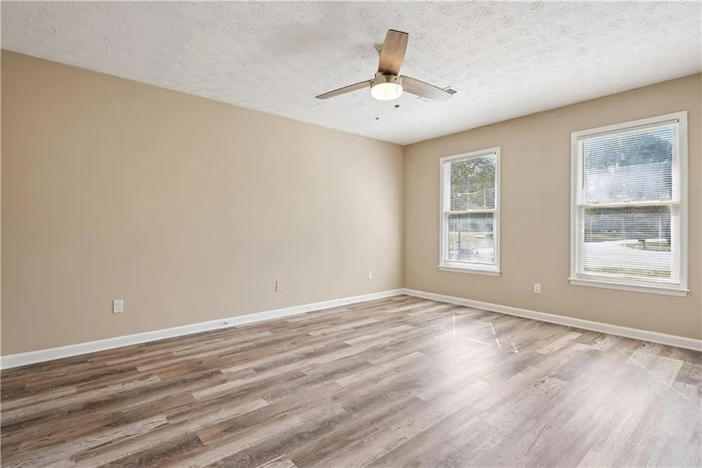 120 Birch Court Fayetteville, GA 30214