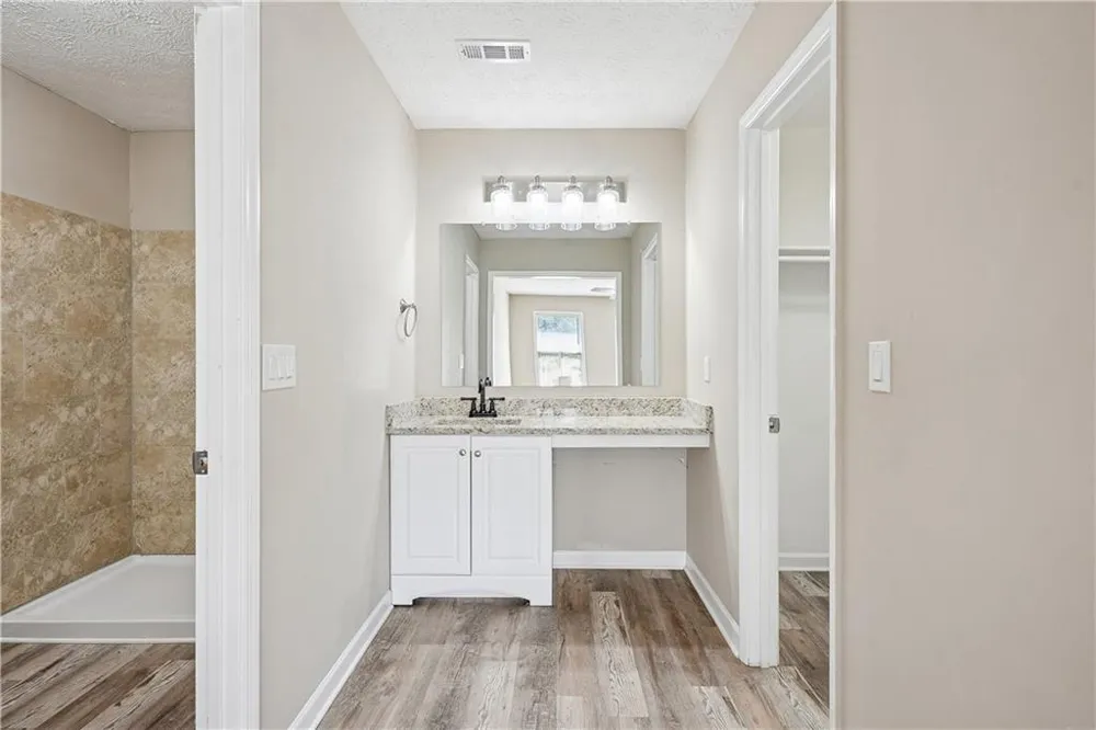 120 Birch Court Fayetteville, GA 30214