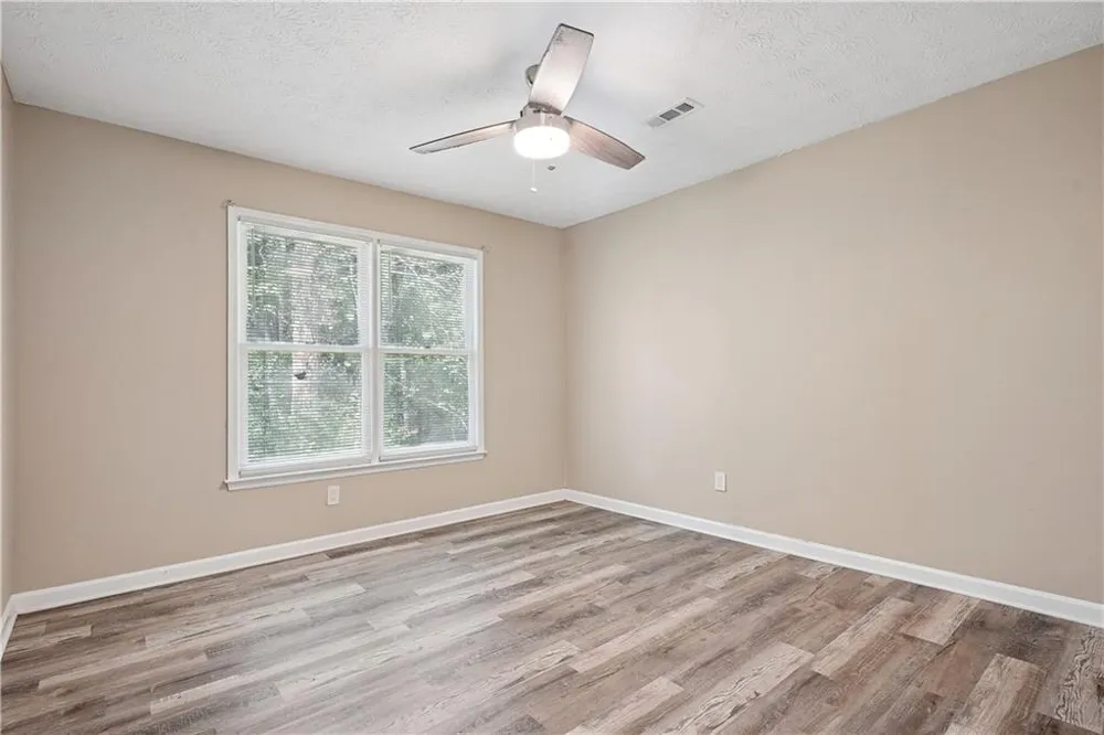 120 Birch Court Fayetteville, GA 30214