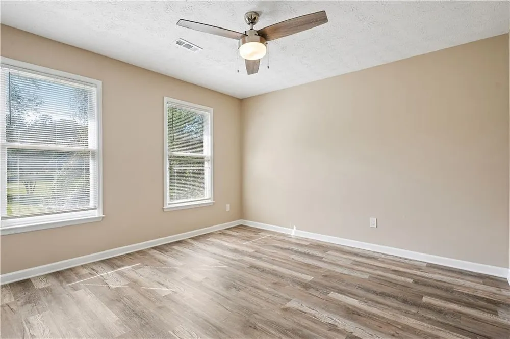 120 Birch Court Fayetteville, GA 30214