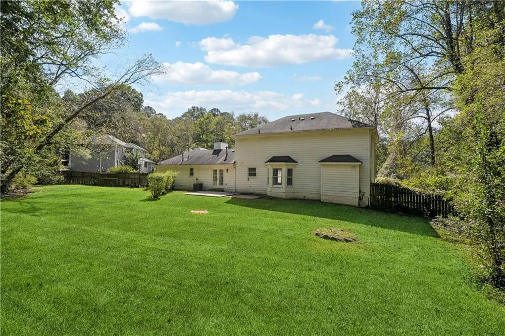 120 Birch Court Fayetteville, GA 30214