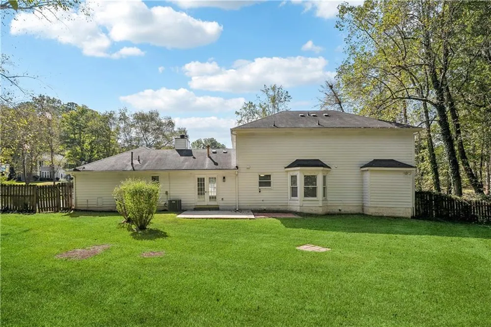 120 Birch Court Fayetteville, GA 30214