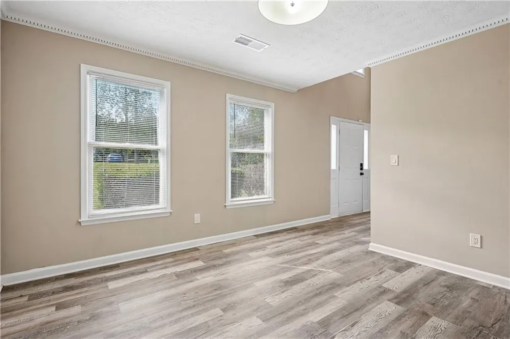 120 Birch Court Fayetteville, GA 30214