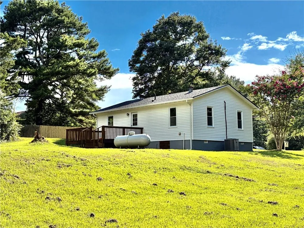 126 Wendy Hill Road SE Calhoun, GA 30701
