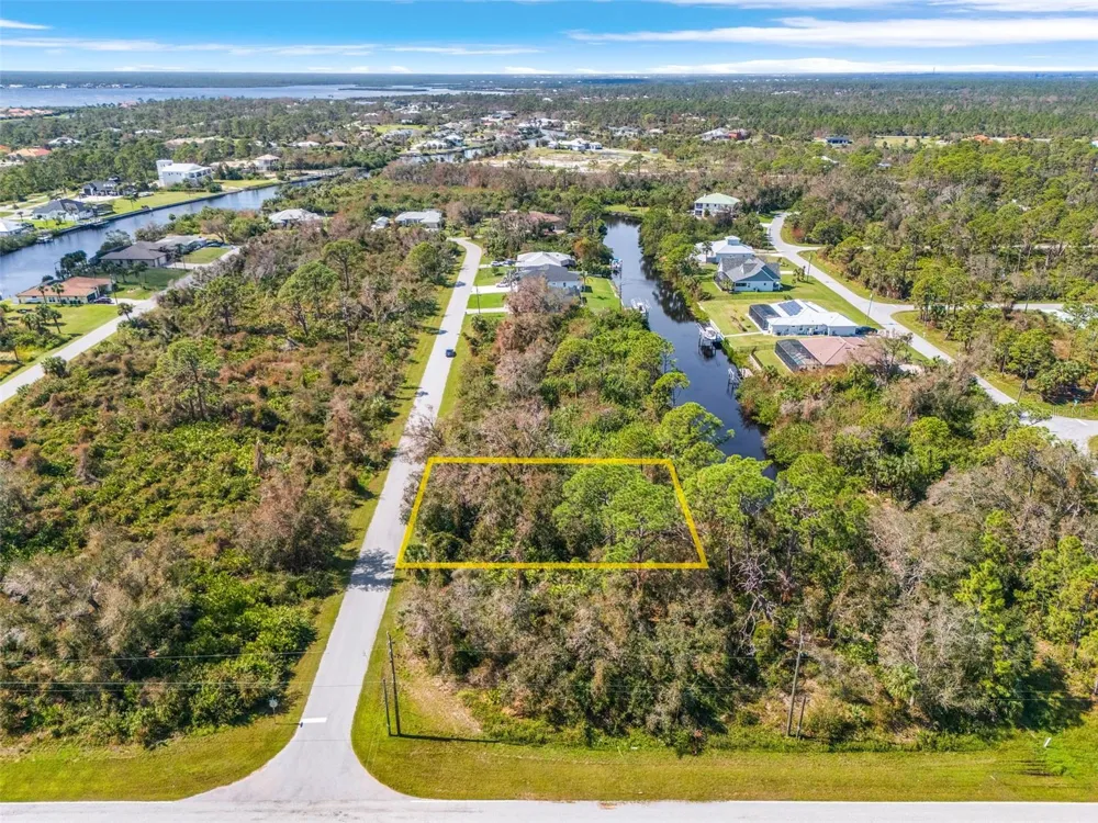 13301 PALAU CIRCLE Port Charlotte, FL 33953