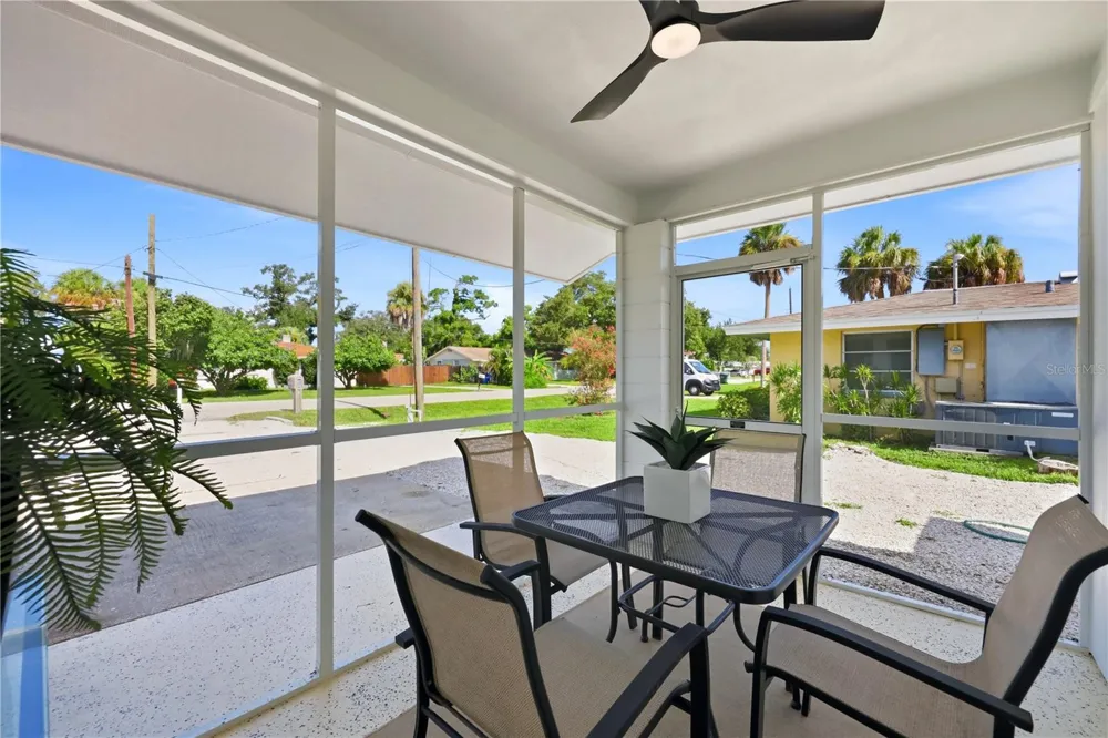 6103 CARLTON AVENUE Sarasota, FL 34231