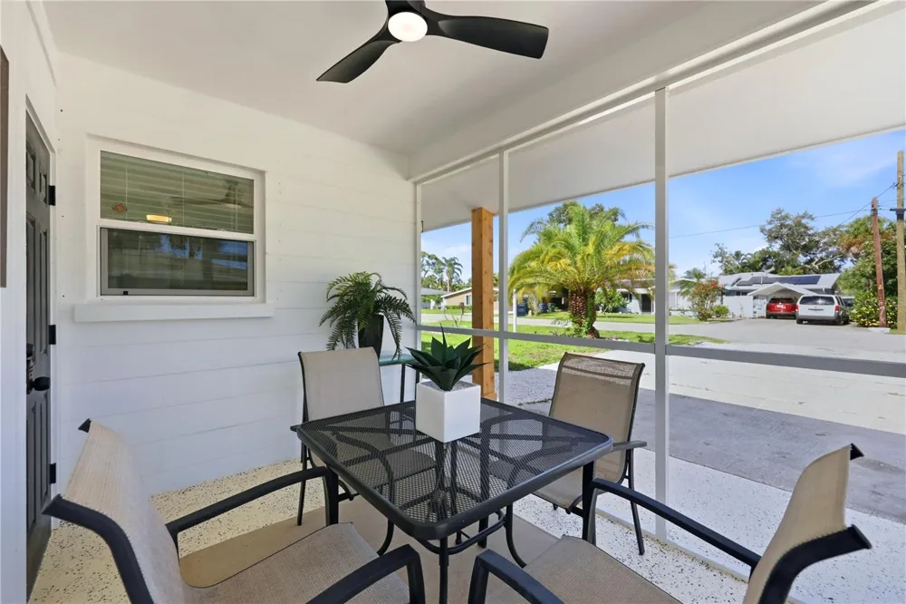6103 CARLTON AVENUE Sarasota, FL 34231