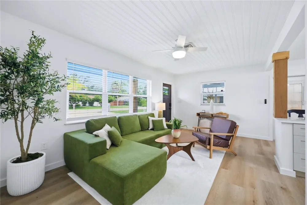 6103 CARLTON AVENUE Sarasota, FL 34231