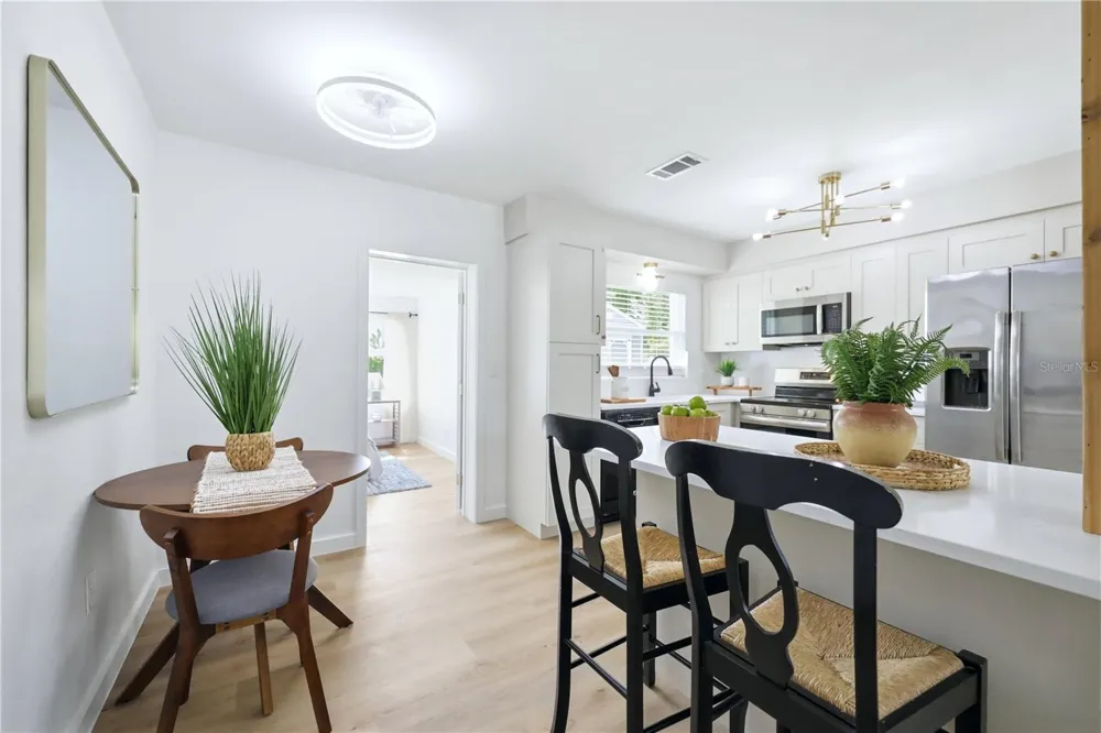 6103 CARLTON AVENUE Sarasota, FL 34231