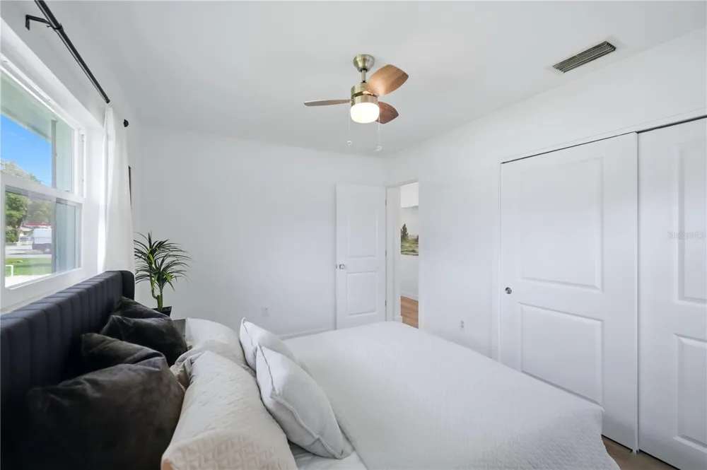 6103 CARLTON AVENUE Sarasota, FL 34231