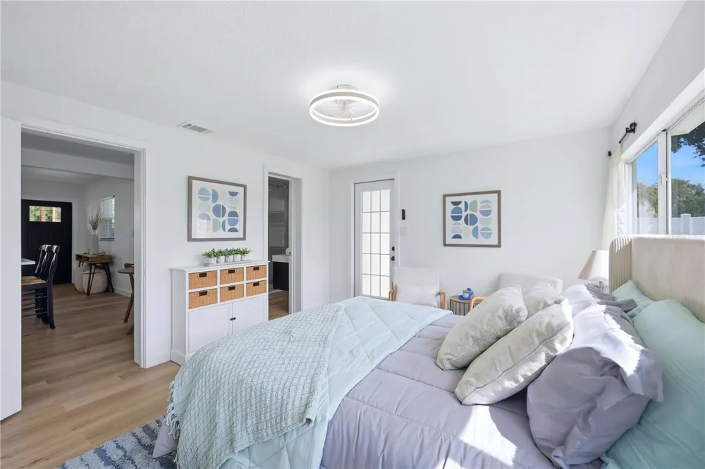 6103 CARLTON AVENUE Sarasota, FL 34231