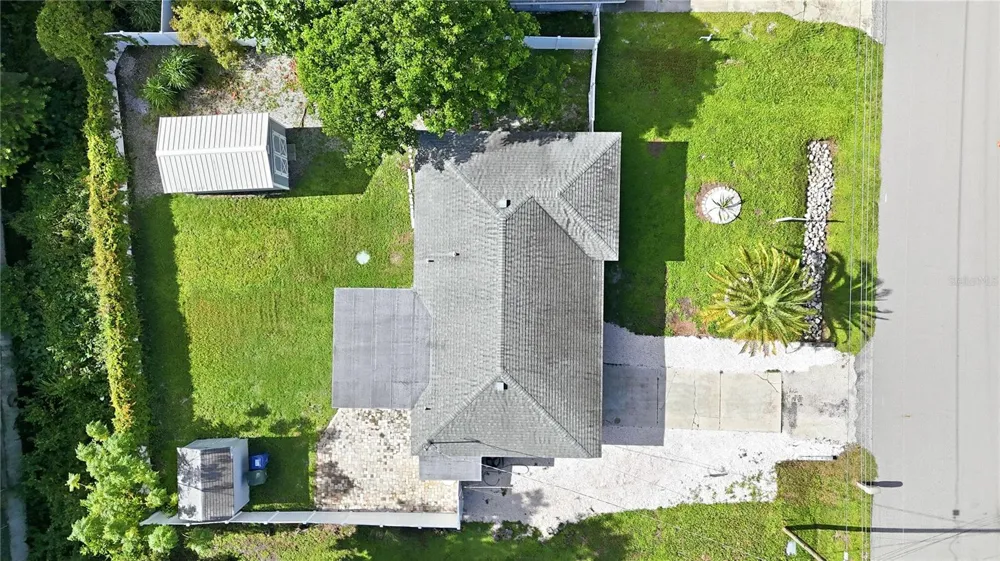 6103 CARLTON AVENUE Sarasota, FL 34231